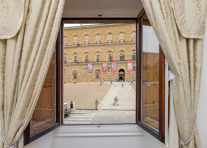 Pitti 13 Residenza D'epoca ゲストハウス 4*